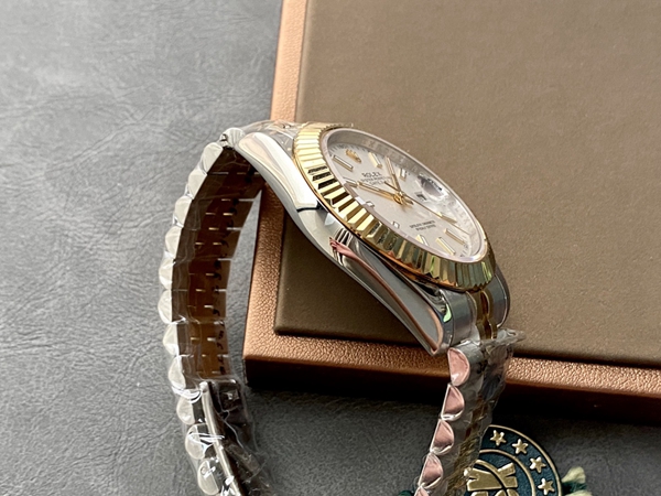 激安ロレックス内部構造